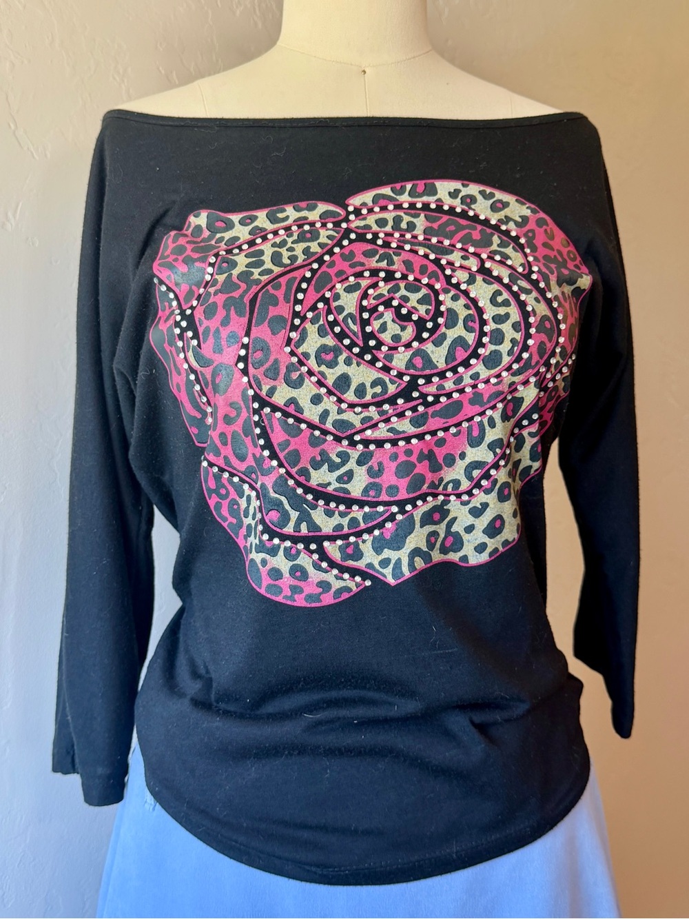 Y2K Yom Yom Off-Shoulder Leapard Rose Rhinestone Top- Pink & Green- SZ M